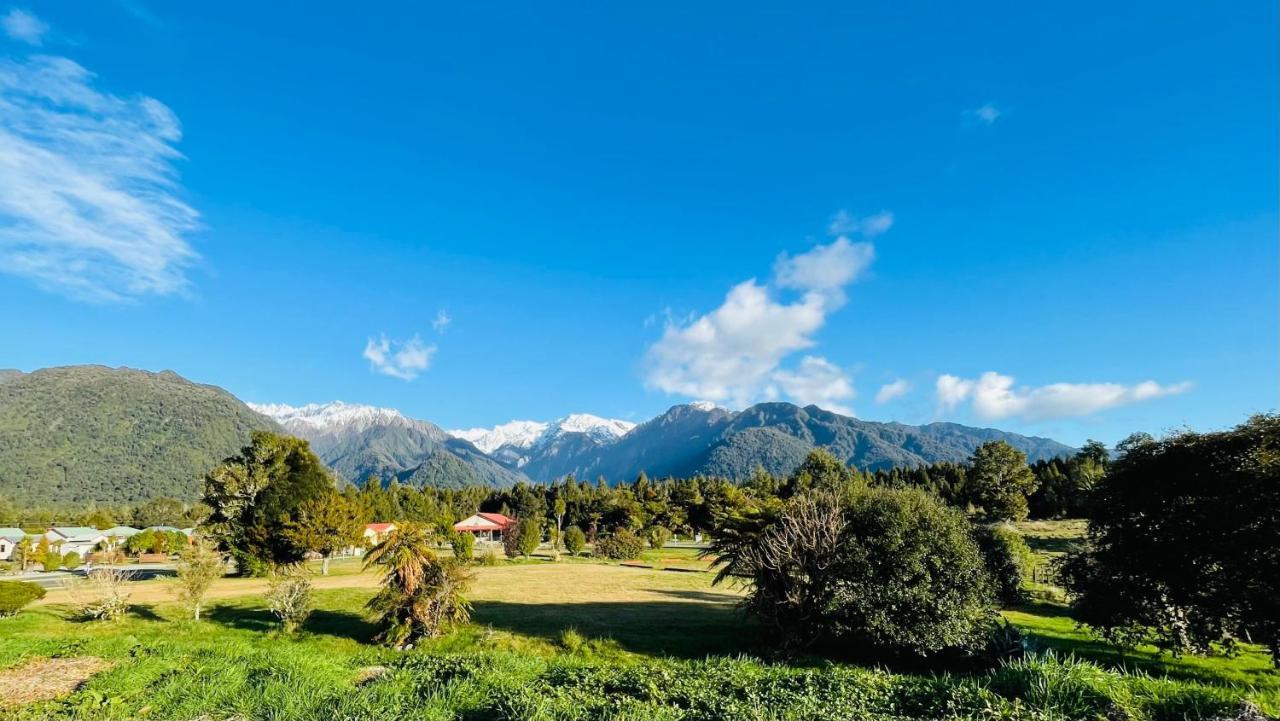 Franz Josef Top 10 Holiday Park Exterior photo