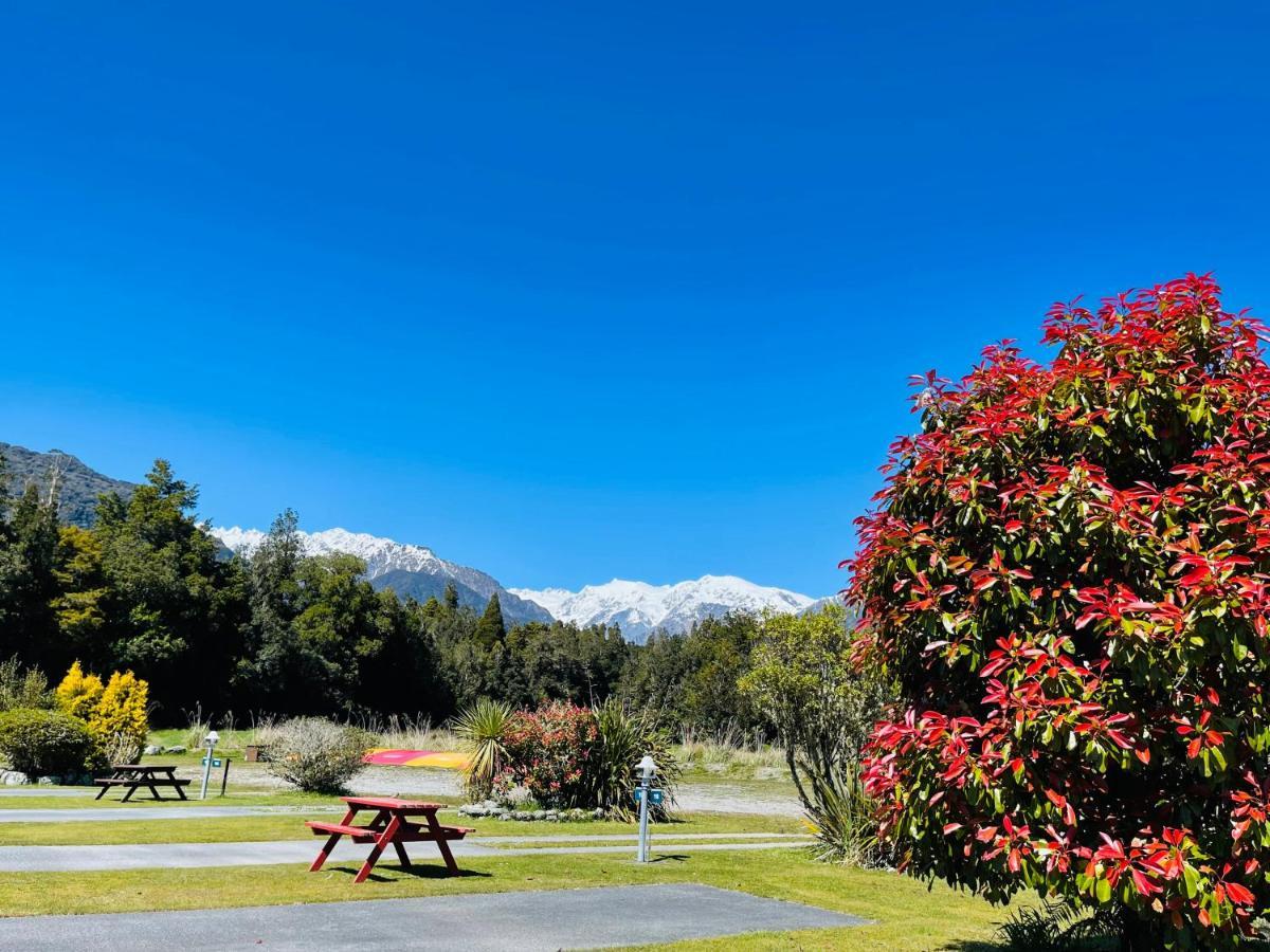 Franz Josef Top 10 Holiday Park Exterior photo