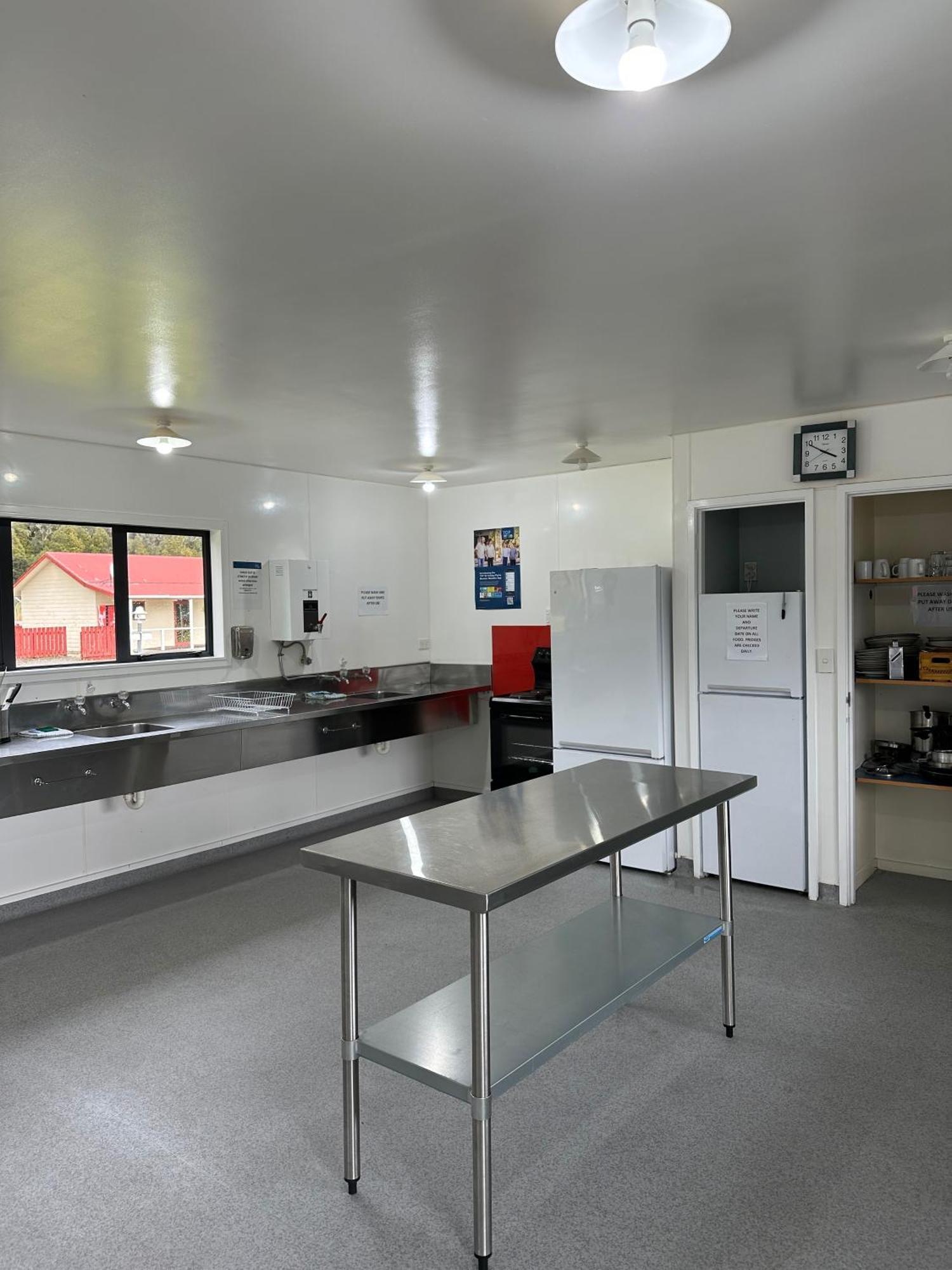 Franz Josef Top 10 Holiday Park Room photo
