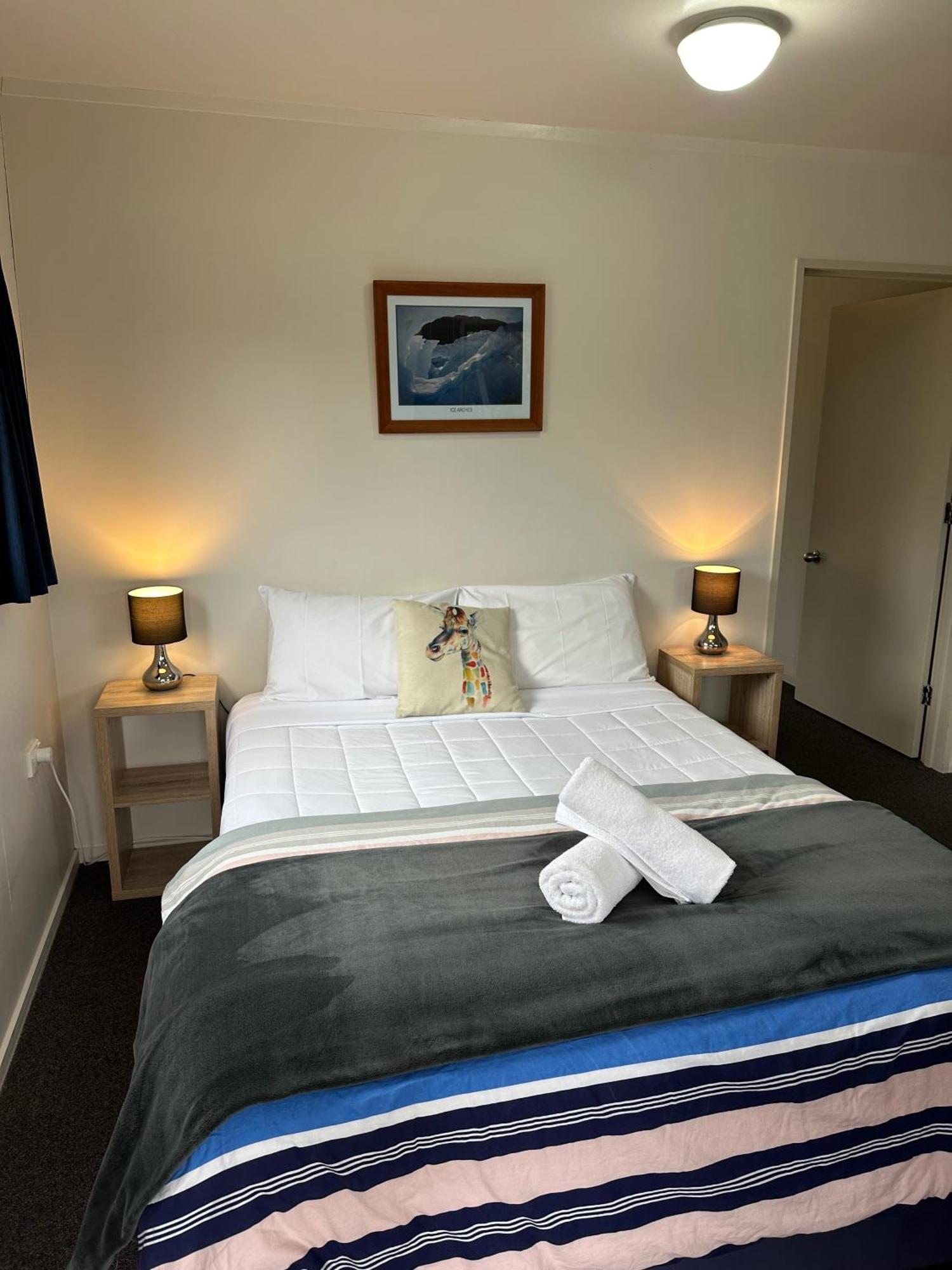 Franz Josef Top 10 Holiday Park Exterior photo