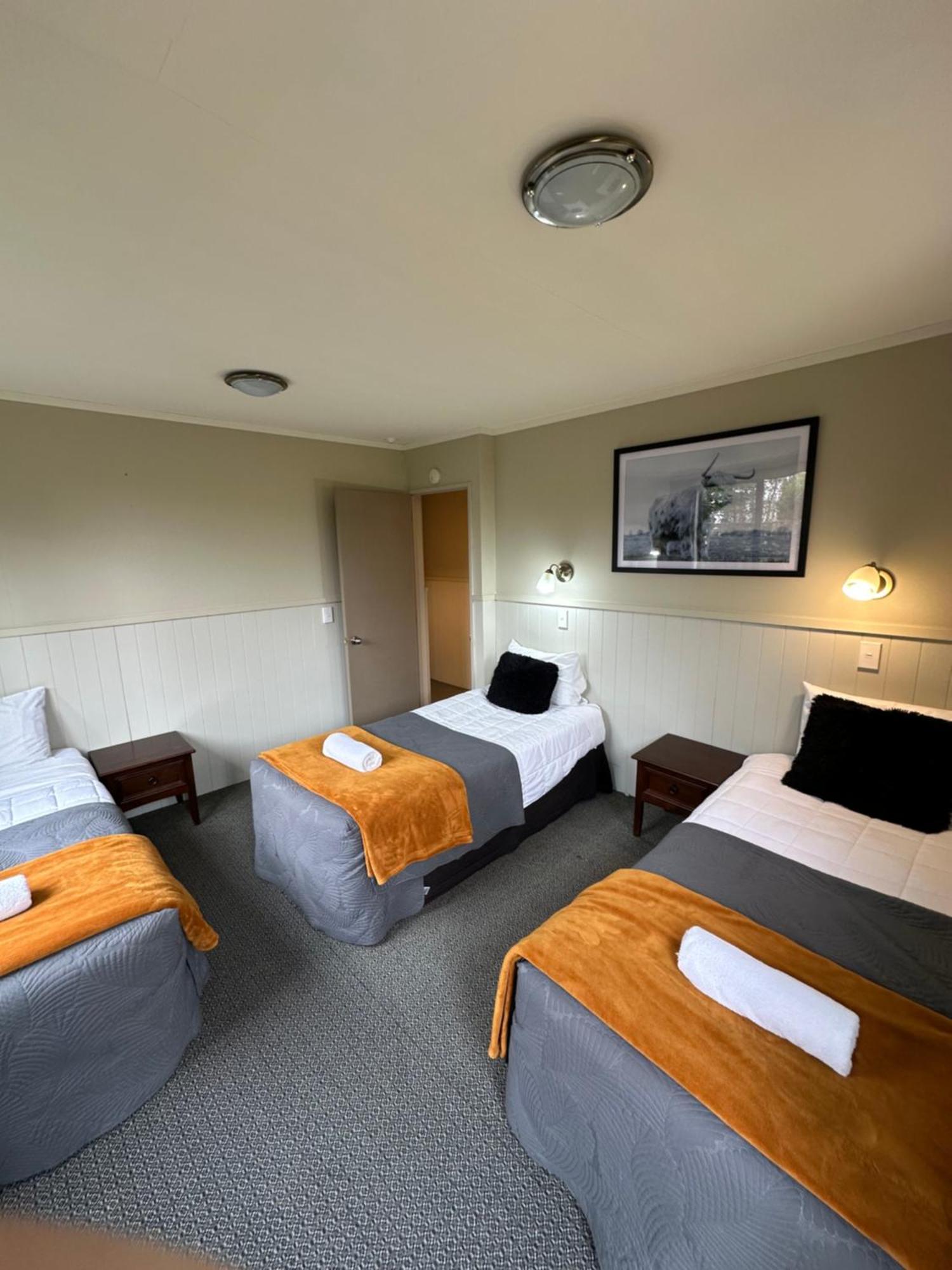 Franz Josef Top 10 Holiday Park Exterior photo